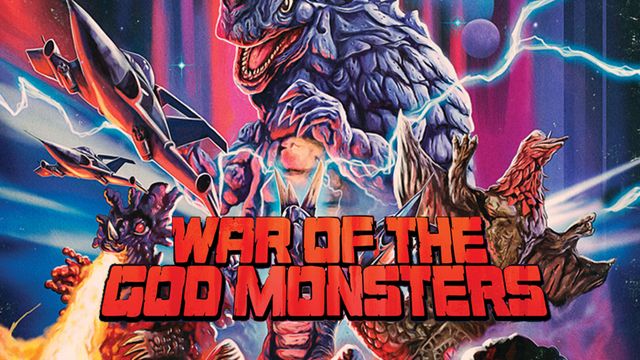 god of war fighting monsters